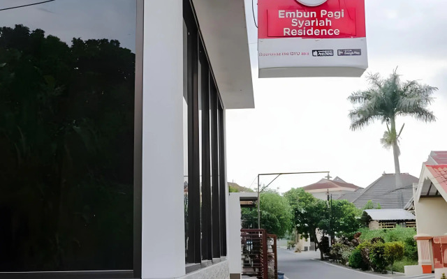 Super OYO 1038 Embun Pagi Syariah Residence
