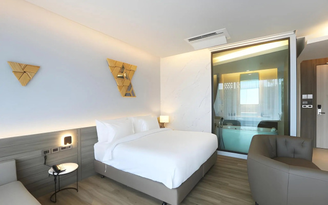 The Signature Hotel Airport