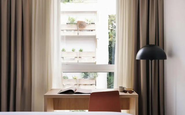 Yvette Hotel Porte de Versailles, Sonder by Marriott Bonvoy