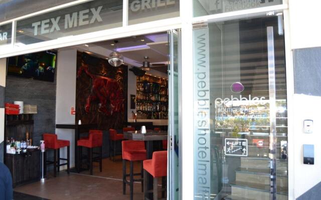 Pebbles Boutique Aparthotel