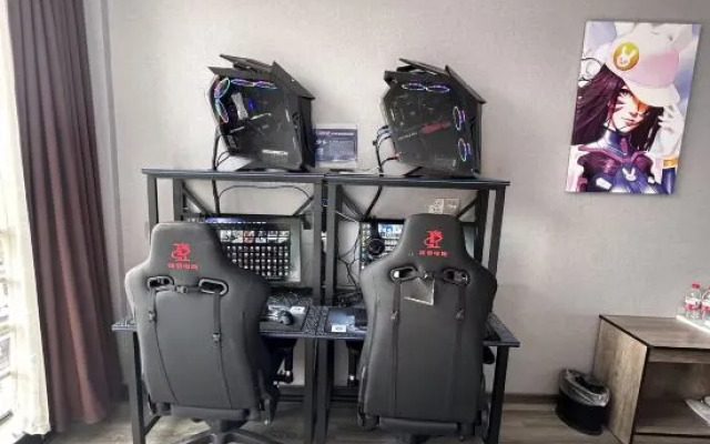 Asin E-sports Hotel (Shanghai Jinshan East Jiao Park)