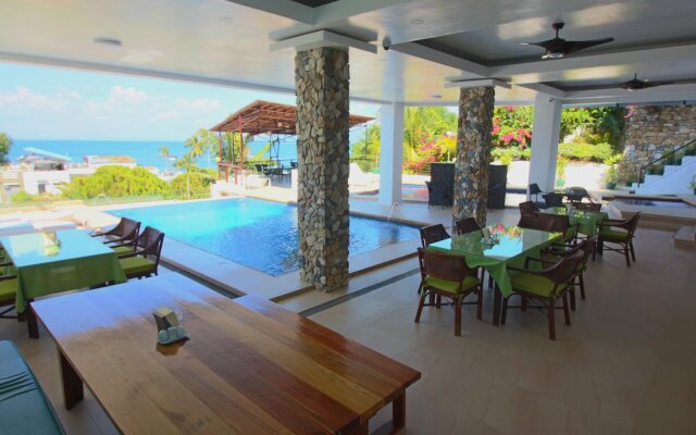 Manarra Seaview Resort