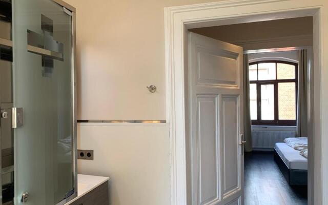 English Romance Exclusive Apartments