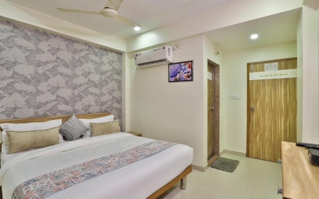 Hotel Red Rose