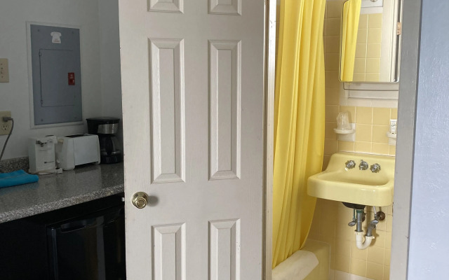 Rambler Motel & Apartments