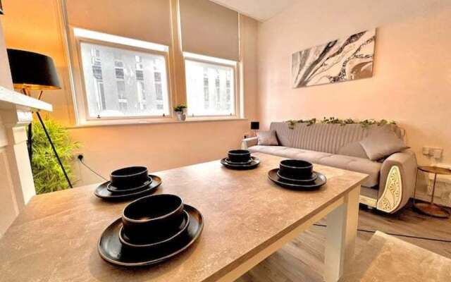 Lovely 2-bed Apartment in Liverpool