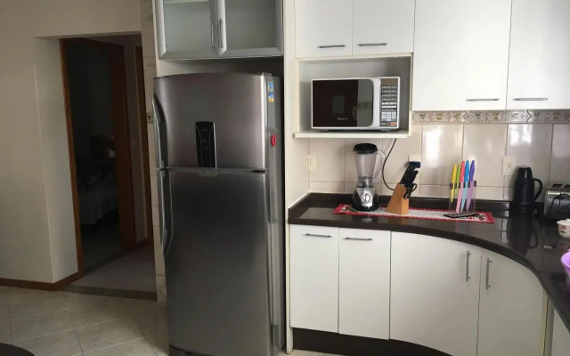 Apartamento em Meia Praia