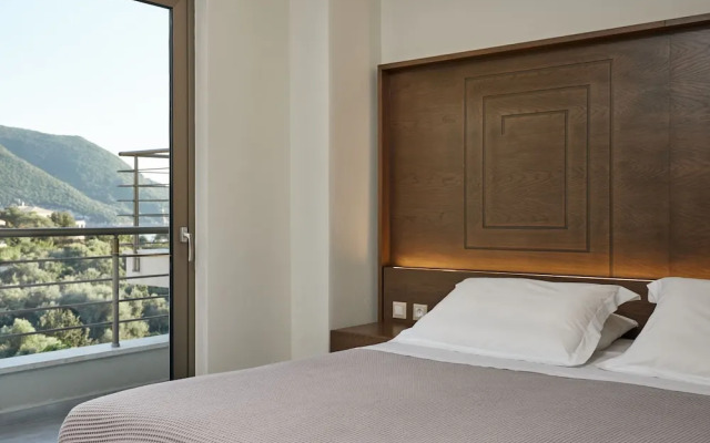 Prima Vista Beachfront Boutique Hotel