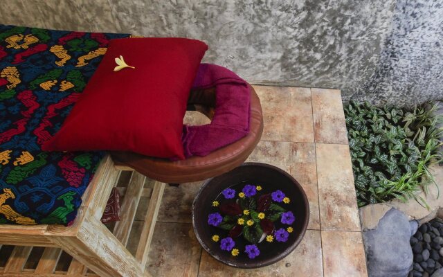 Senetan Villa and Spa Resort