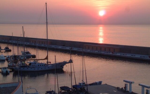 Villa Marina Del Port 1