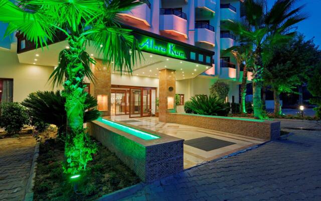 Miarosa İncekum Beach Hotel