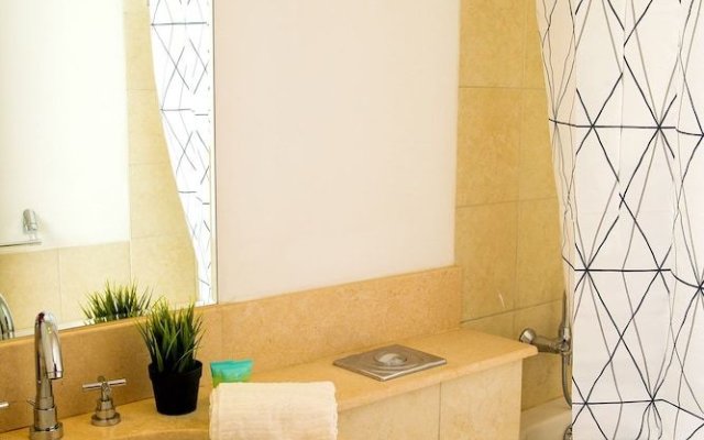 City Nights - 3B Villa City View