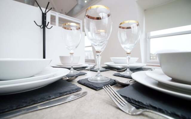 Stay In Cardiff Crichton House