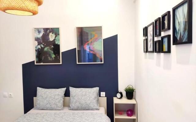 Urban Studio Apartment 2