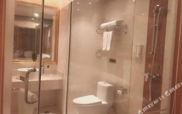 Vienna Hotel Dongguan Song Flower Lake