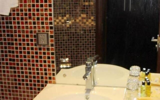 Yading Shanhui Holiday Hotel - Huizhou