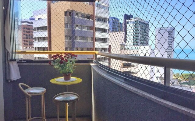 Apartamento mobiliado pertinho beira mar
