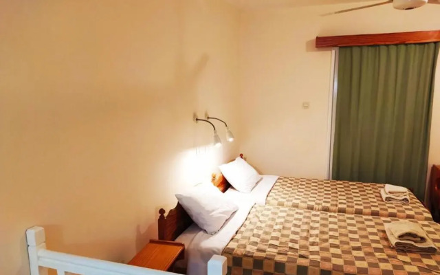 Sea 'n Lake View Hotel Apartments