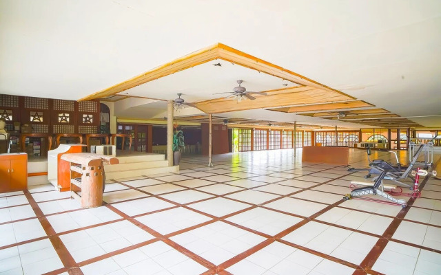 Star Cove Bed And Breakfast by OYO Rooms