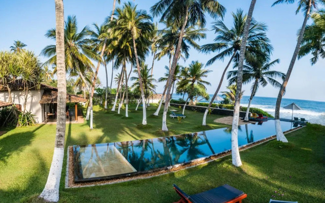 Apa Villa Thalpe