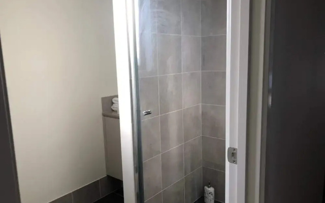 Apartment Stay Close to Surfers Paradise