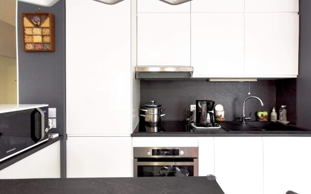 Charming Apartment, Quiet, Hotel Service