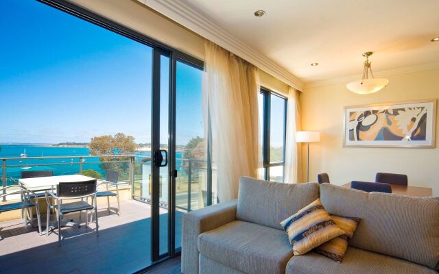 Bayside Geelong Hotel & Apartments, an Ascend Collection Hotel