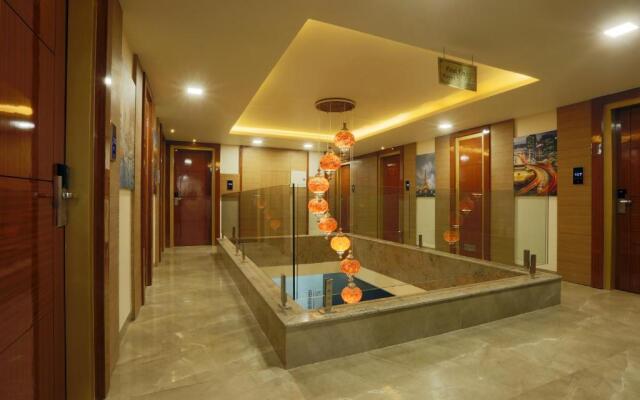 Hotel Omega - Gurgaon Central