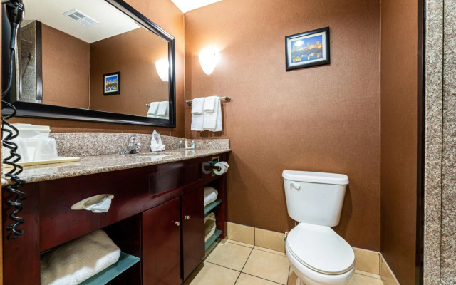 Comfort Suites Lake Worth
