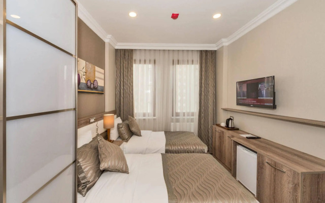 Alphonse Hotel