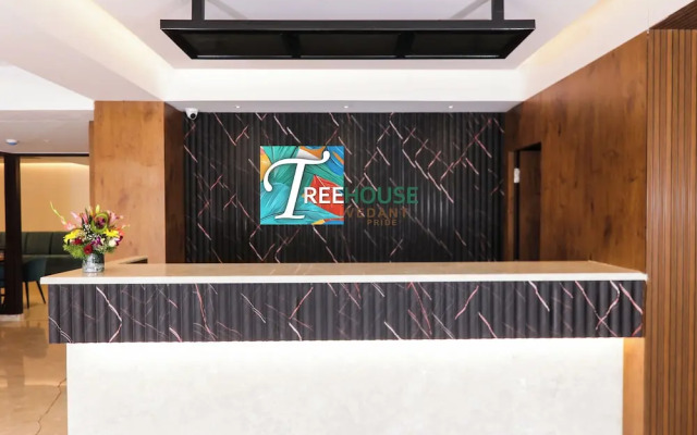 TreeHouse Vedanta Pride