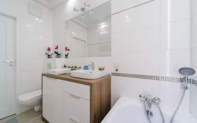 Lumina apartment near Rondo Daszyńskiego