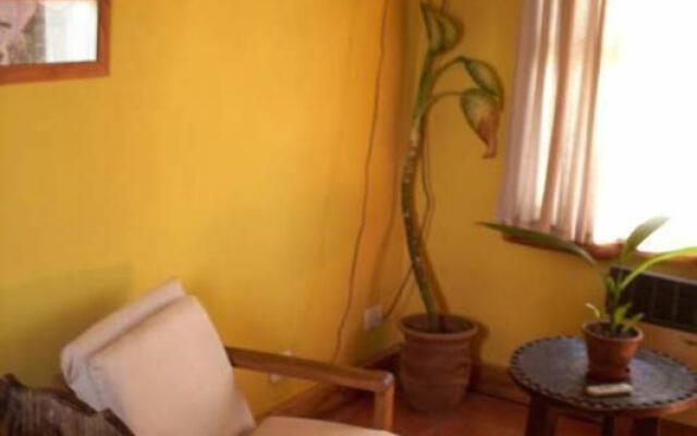 Alto Rolando Apartamentos