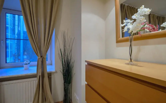 Апартаменты Center City, Малая Садовая