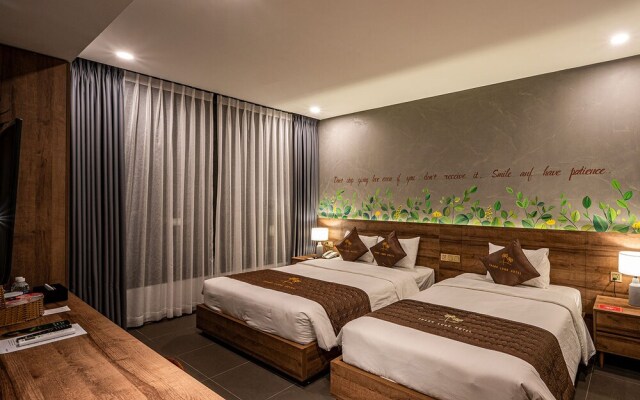 Thanh Long Hotel