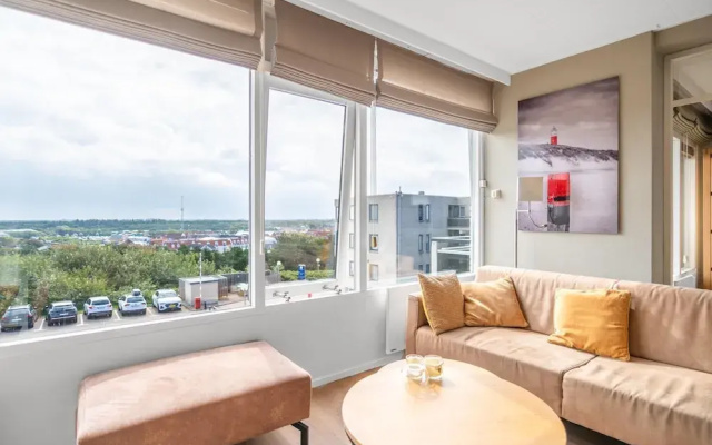 2 Person Apartment With Island View
