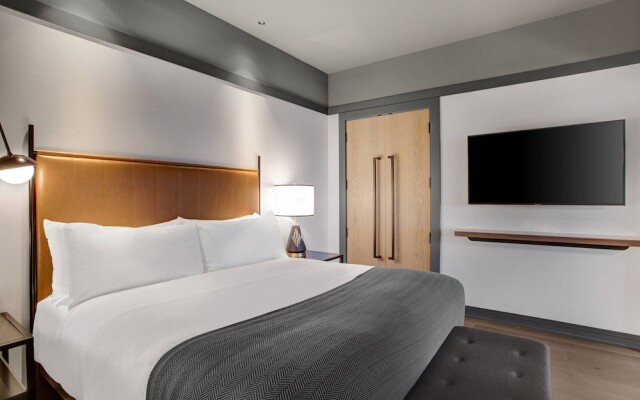 The Farnam, Autograph Collection