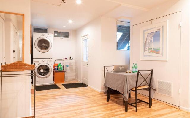 Huge Studio W/Full Kitchen | W/D | Parking