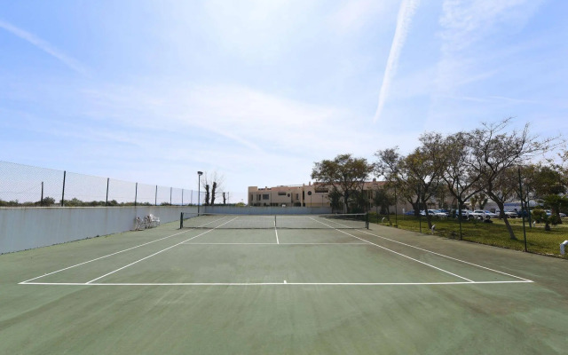 Praia da Lota Resort - Hotel & Apartments