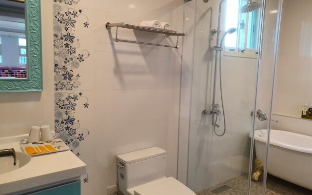 Honeysuckle Family Castle