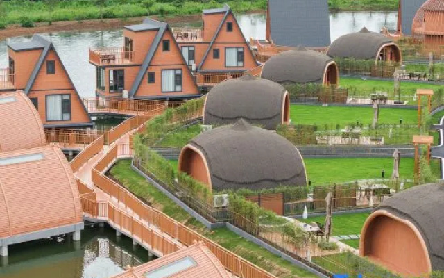 Peak View Wild Luxury Resort – Outside – Qingyuan