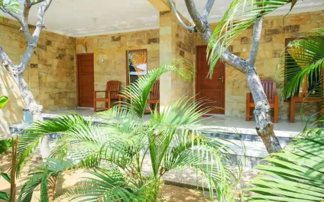 RedDoorz @ Tanjung Alam Hotel Lovina