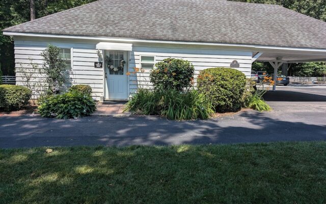 The Virginia Cliffe Inn