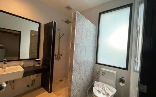 Prasarnsook Villa Beach Resort (SHA Extra Plus)