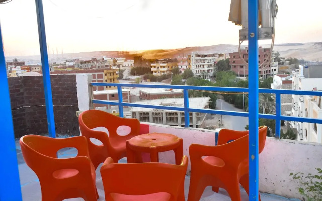 Captain Guest House