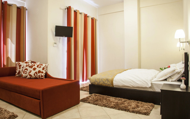 Meteoritis Hotel