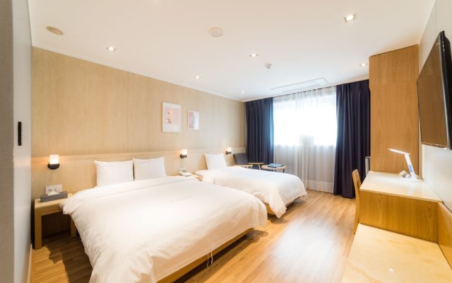 Reborn Suwon Silkroad Hotel