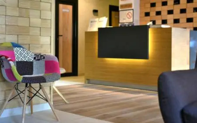 Hotel Mons
