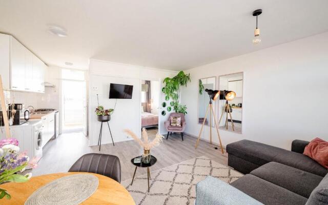 Amsterdam Beach Apartment 44