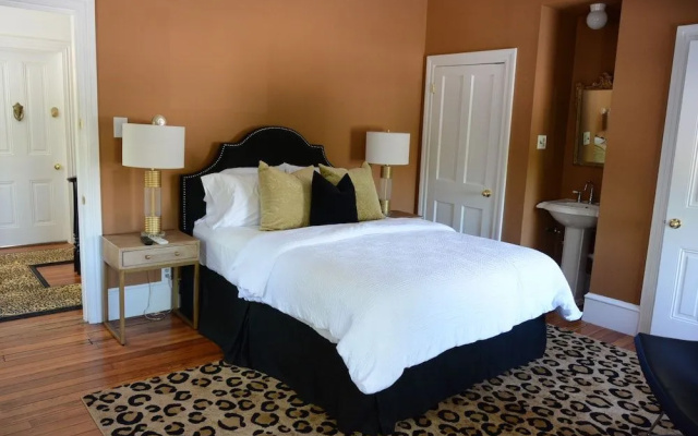 The Hugh Boutique B&B